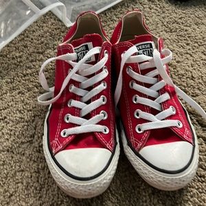 Red Converse sneakers, great condition worn only a couple times, womens size 7